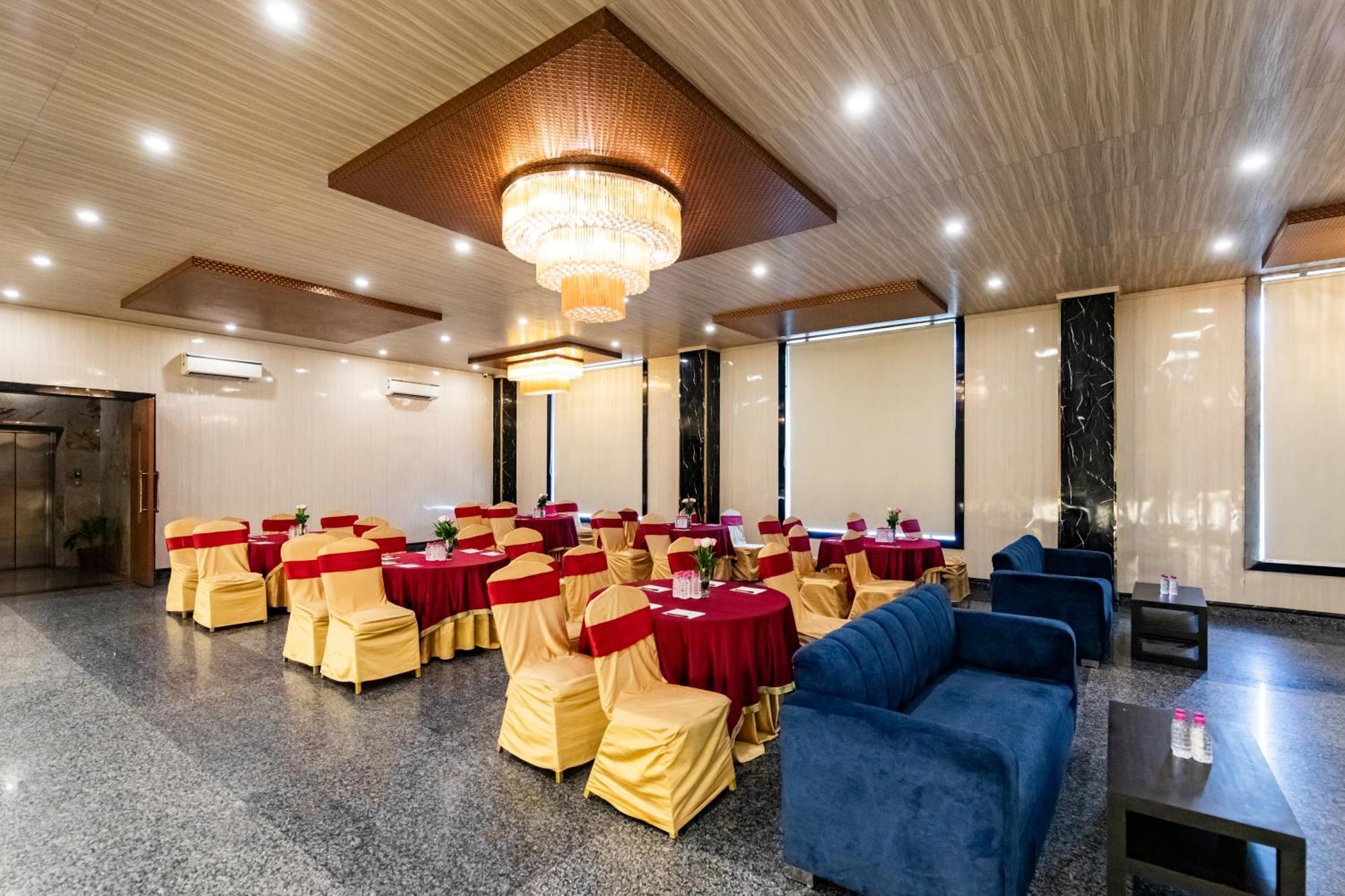 Foxoso Fiori Hotel Τζαϊπούρ Εξωτερικό φωτογραφία